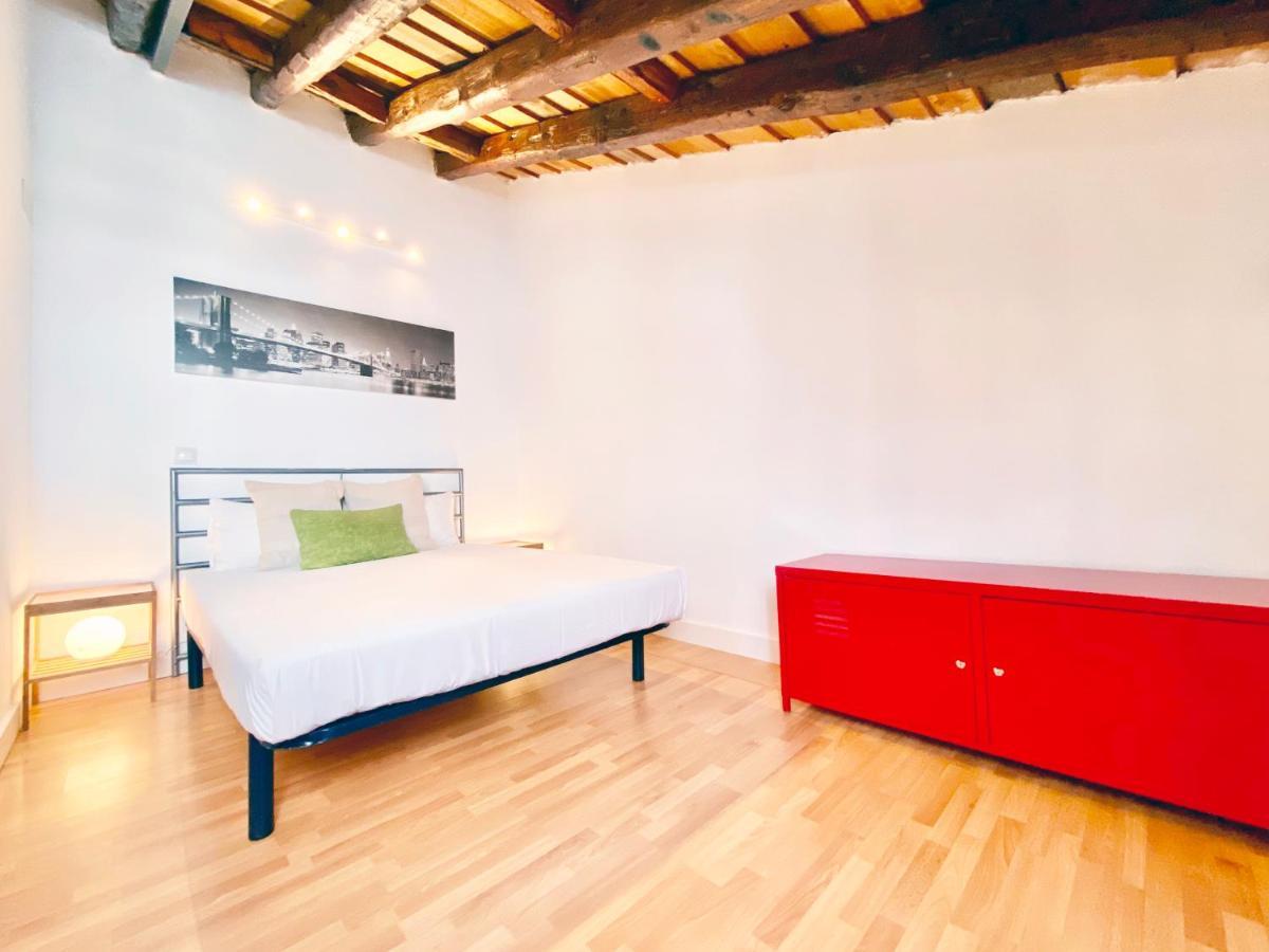 Charming Gran Via Attic Apartment Madrid Ngoại thất bức ảnh