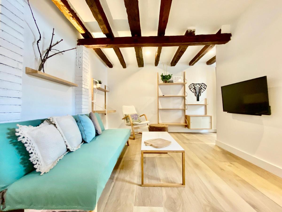 Charming Gran Via Attic Apartment Madrid Ngoại thất bức ảnh